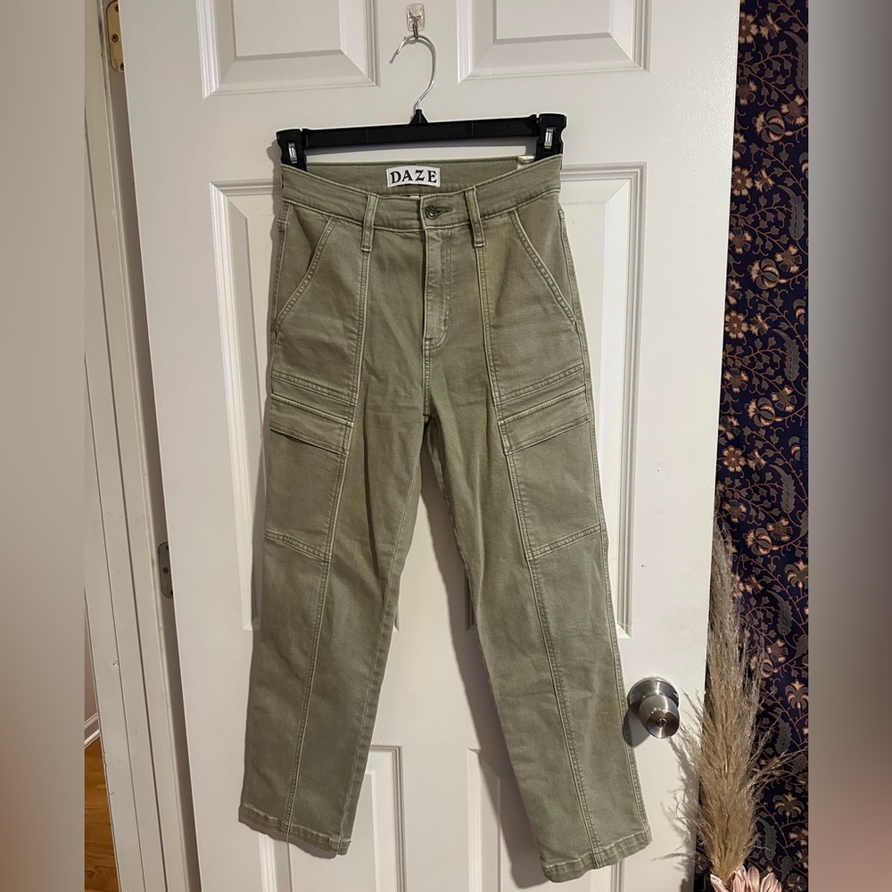 Daze Women's Olive High Rise Boot Cut Pants